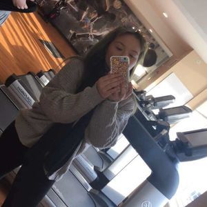 Meet your Posher, Victoria